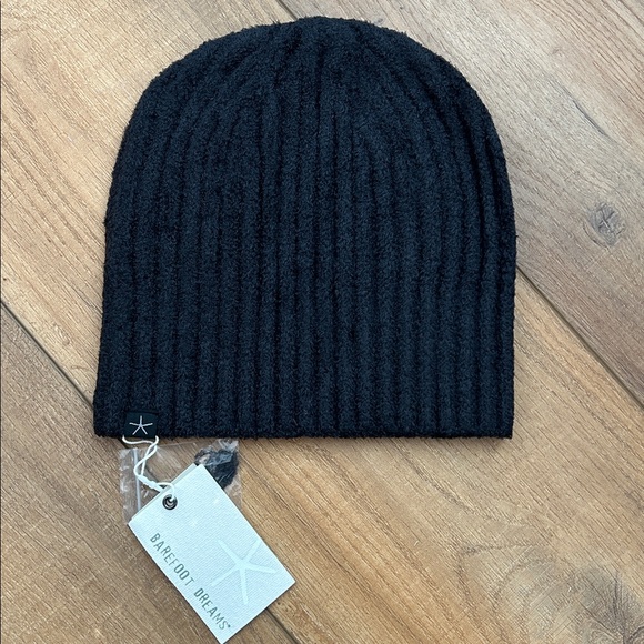 Barefoot Dreams CozyChic beanie in Olive Branch